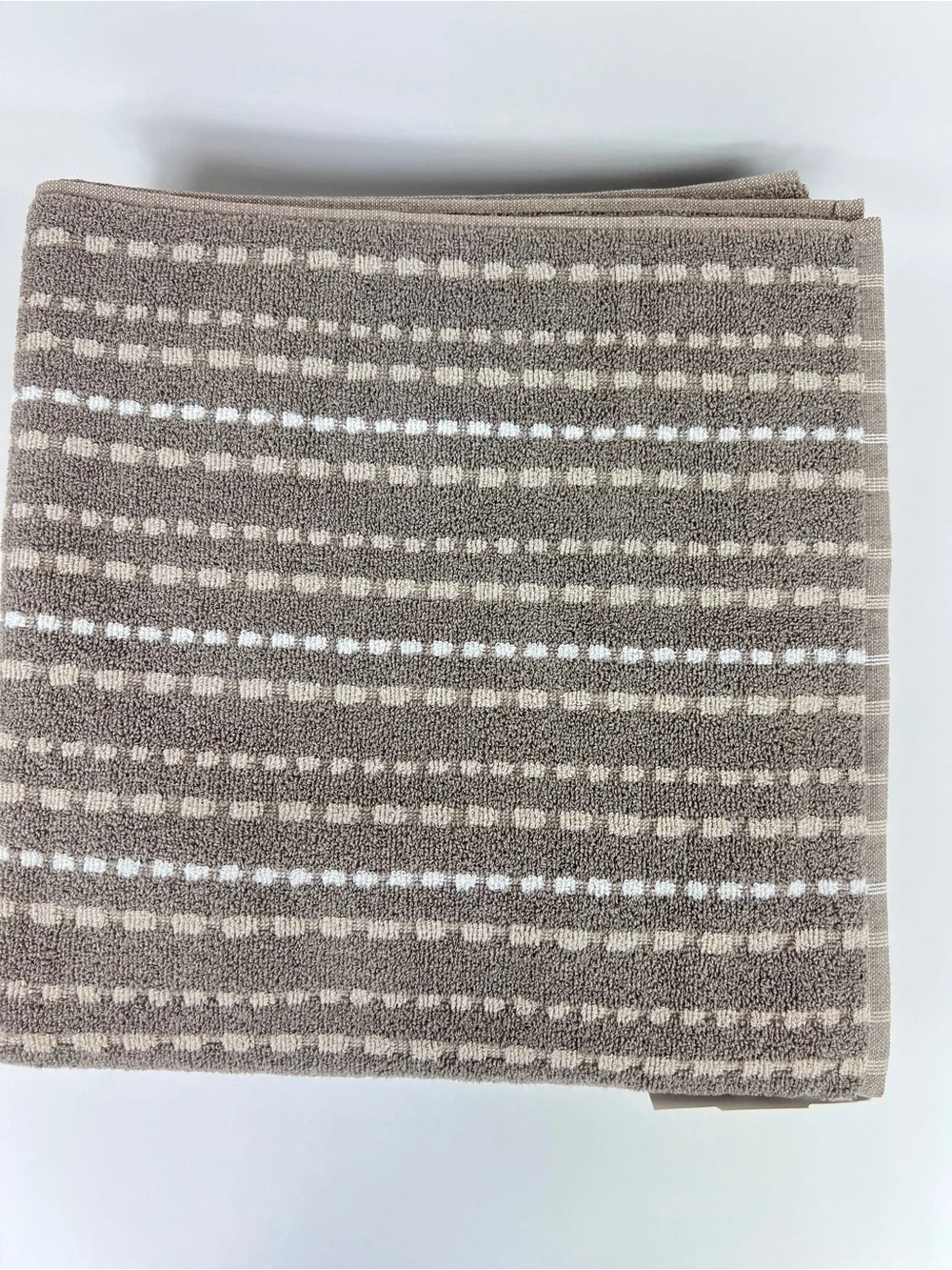 Nate Berkus Bath Towels Taupe Tan White Striped Made in Turkey Cotton 2 Pc NEW